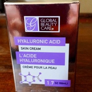 A wonderful Hyaluronic Acid Skin Scream